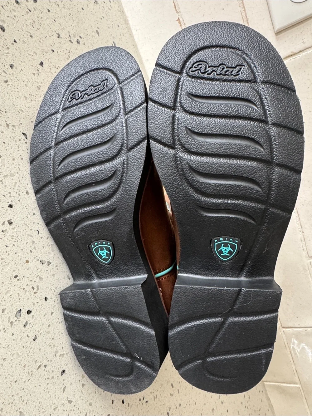 Ariat 4lr kid’s
